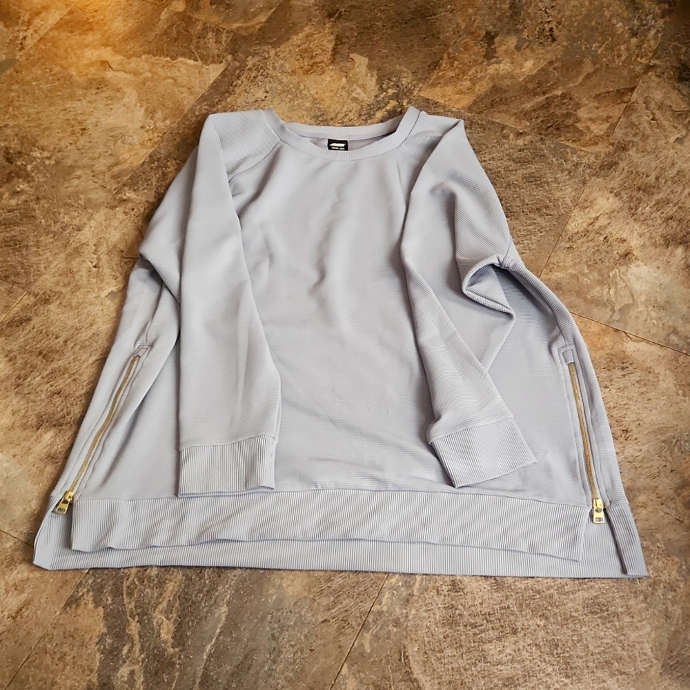 Avia tunic